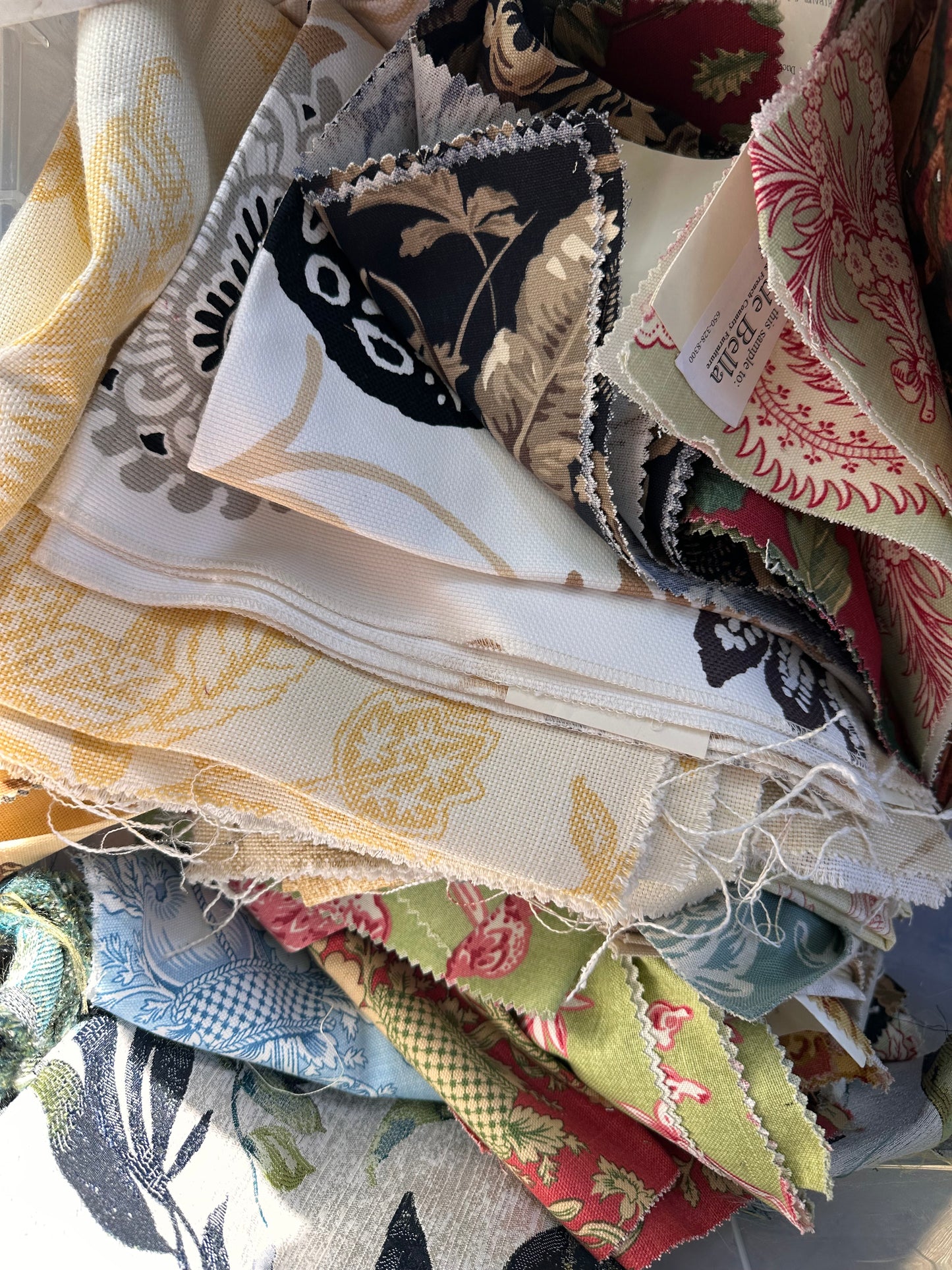 BeautifiedFinds Bouquet Bag